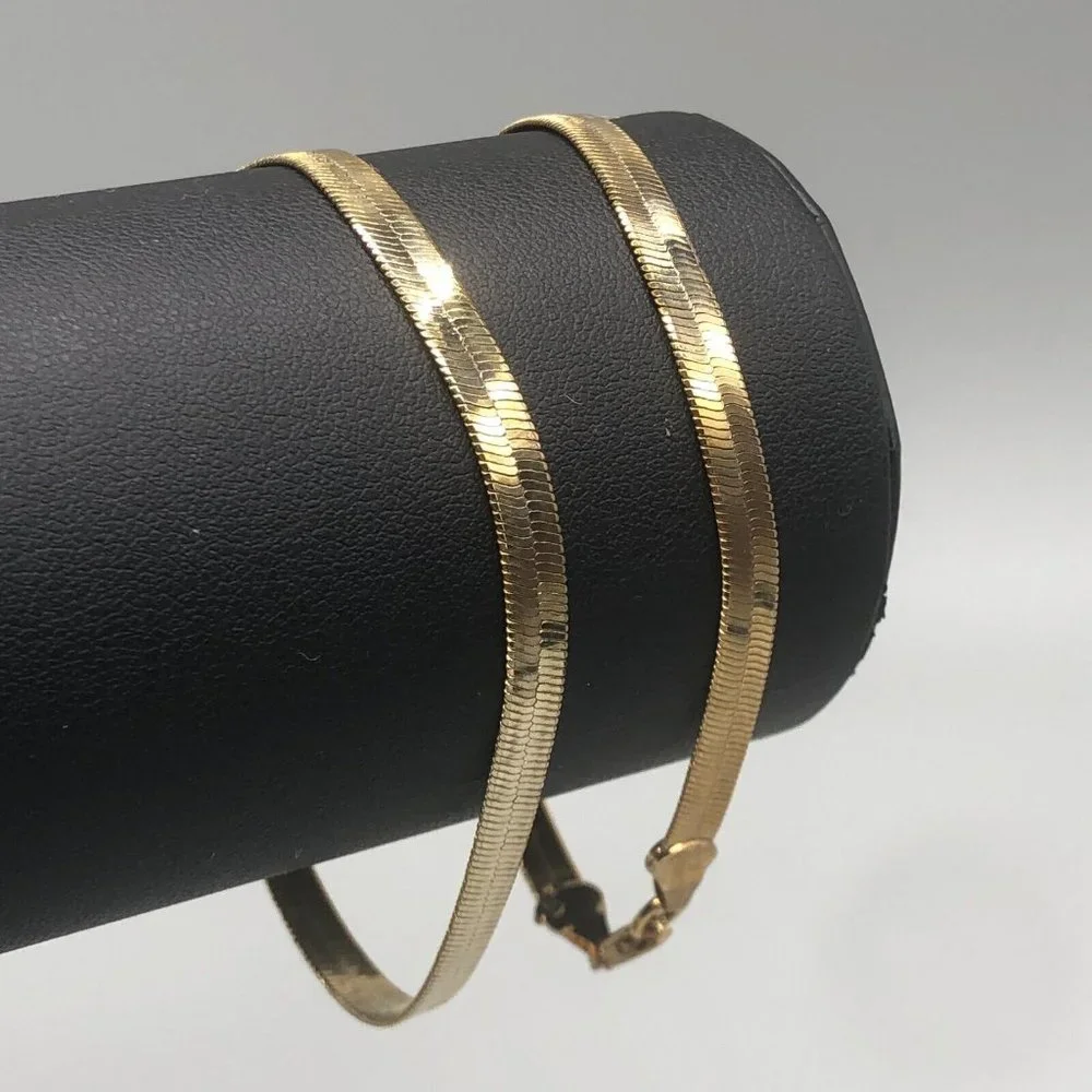 3/$30 Herringbone Chain Bracelets Set of 2 Gold Tone Round Flat Polished 7.5"